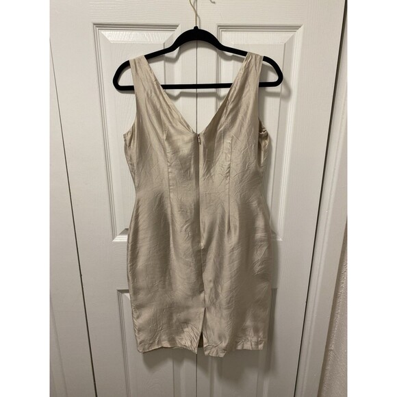 Gilar 100% Silk Fitted Hourglass Silhoutte Lined Sheath Dress Beige -Size 6 - Picture 8 of 14